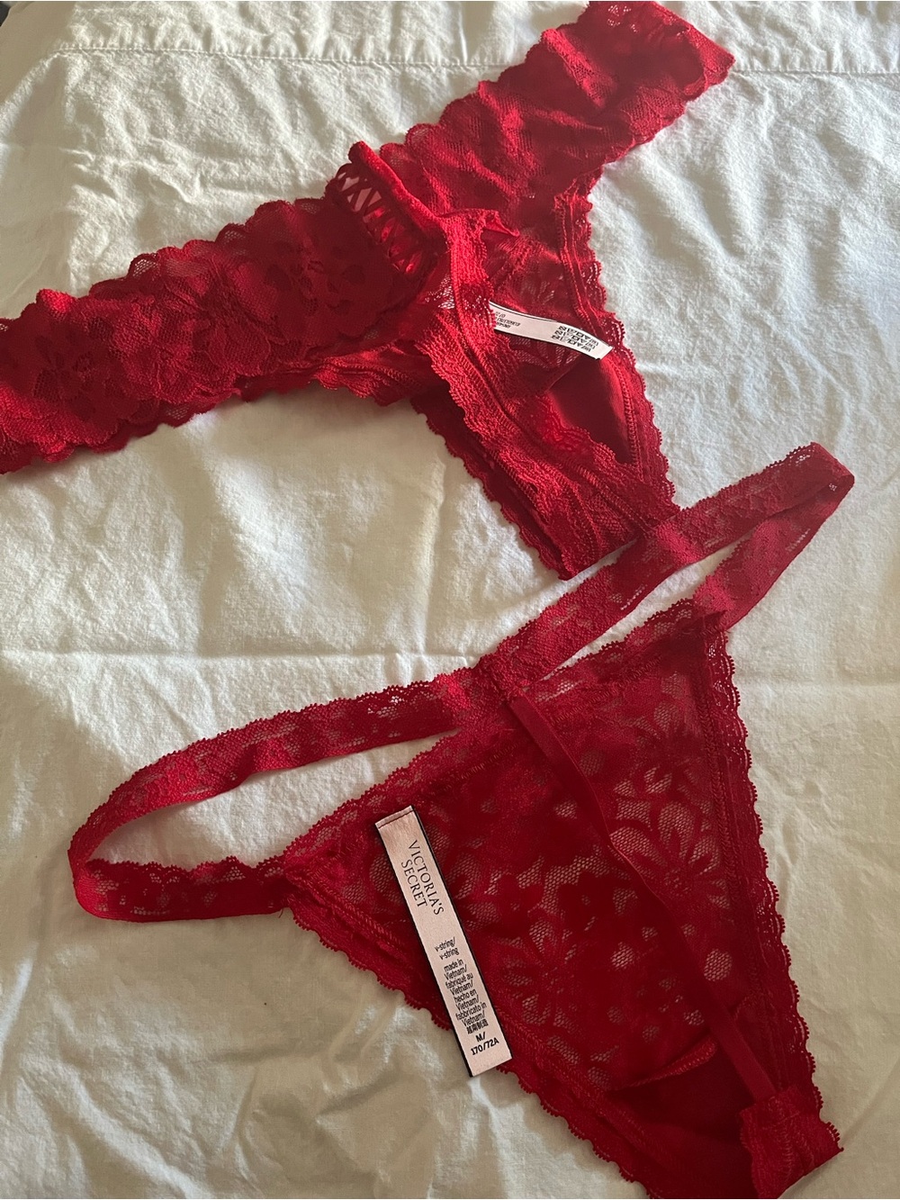 Victoria's Secret Scarlet Lace Thong Set